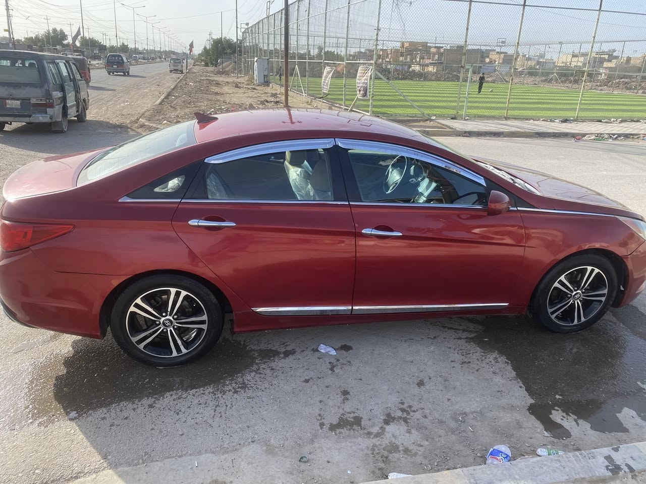 السلام عليكم سوناتا موديل 2011سياره خير من الله مكينه كير تخم تاير تبريد تدفئه خير من الله 
بيها طخه بل صندوك بدون دواخل سياره كلش حلوه 
بيها مكانات صبغ اثر شخوط ابيع حزام 
سياره رقم ديالى 
مكاني بغداد
السعر97
رقم الهاتف ***********
