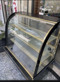 عارضة ساخن للبيع سليمه وشغاله وحرارة حلوه  07839833366