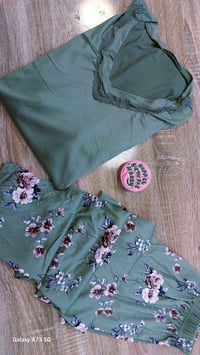 ملابس • نص درزن • توصيل