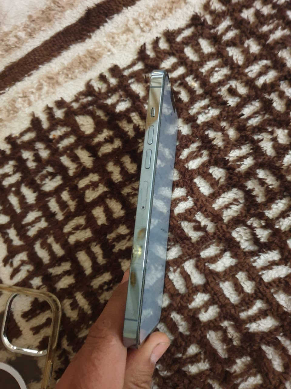 آيفون ١٣ بطاريه ٨٠ ذاكره ٢٥٦ نظافه فول مكاني نجف سعر ٧٠٠ ***********/بس أمريكي ما مبدل شي
