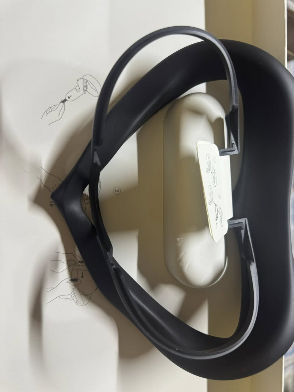 نضارات ميتا كويست 2 128 نضارات كلش نظيفات ملحقات كامله مع الكارتون سعرها 250 وبيها مجال مكاني بغداد الحريه ***********
