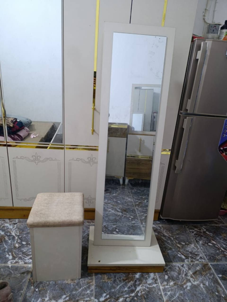 غرفة تركي سبع قطع اخت الجديده للبيع المستعجل سعره ٤٧٥وبيه مجال لشراي مكانه نجف


**إذا كنت صاحب هذا الإعلان وتريد حذفه لأي سبب، رجاءا أرسل رسالة إلى الدعم الفني**