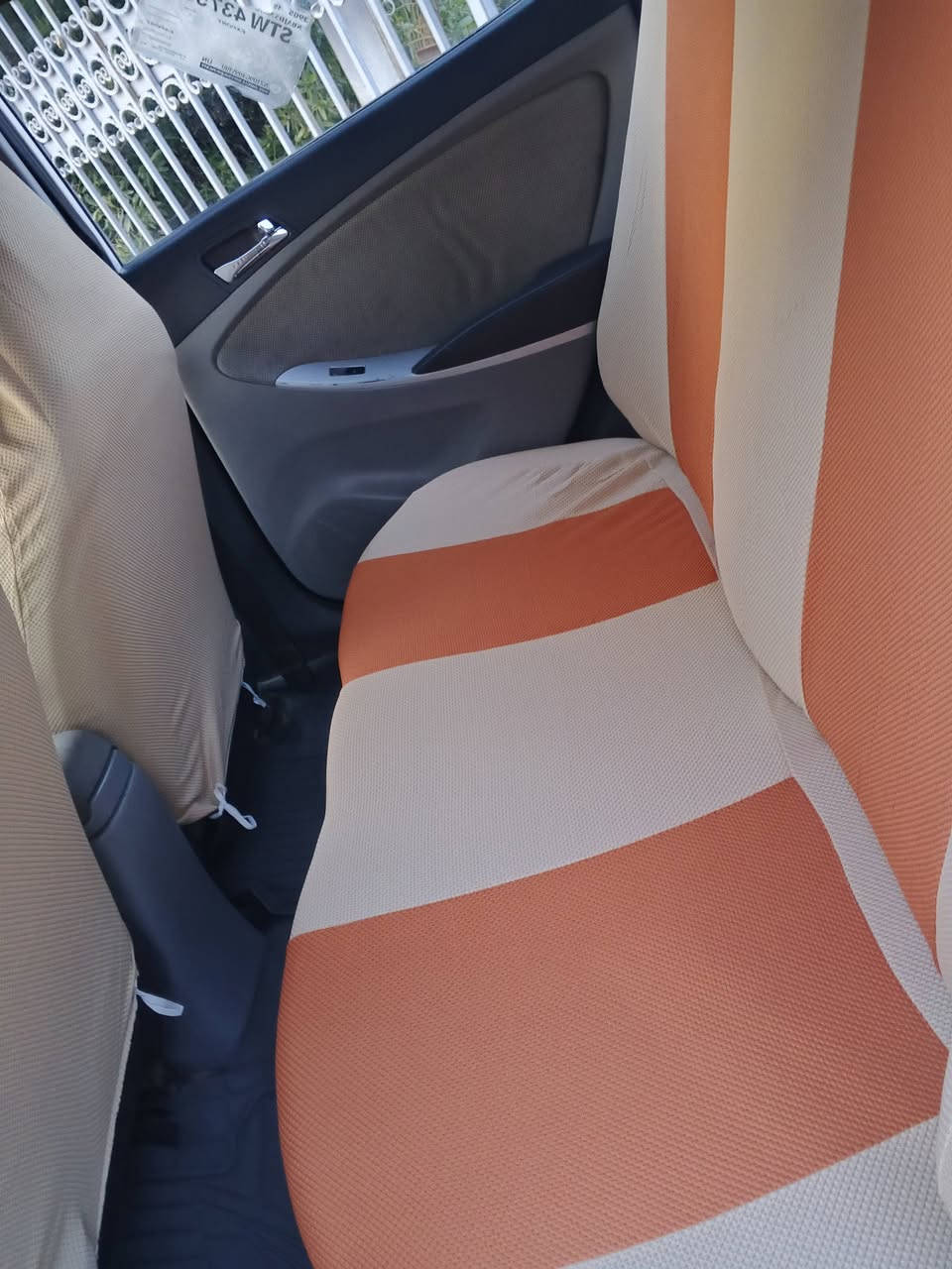 اكسنت ٢٠١٢ خليجي رقم قادسية مشروع وطني سنويه ٢٠٢٧
محرك ١٦٠٠ بيها رشات صبغ بدون ضربه قويه 
محرك وكير مكفولات حداديه جديده تخم تاير جديد السعر ٨٦$ مكانه كوفه ***********
