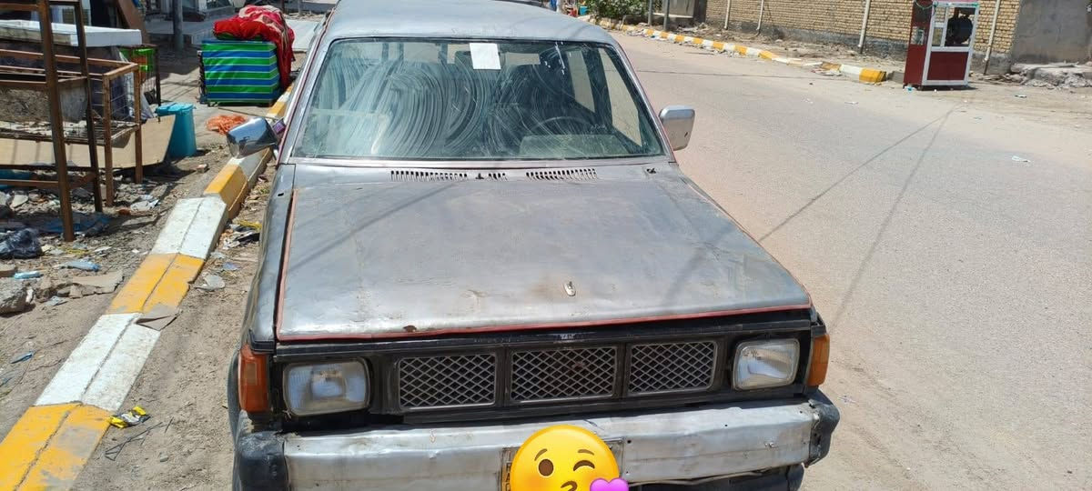 من رخصت صاحب الكروب سيارة موديل 93اوتماتك مكينه اربعه وانجي رقم بصره الماني رعيها موجود بل بصره سنويه صاقطه ب 2019 /$15وبيها مجال رقمي ***********
