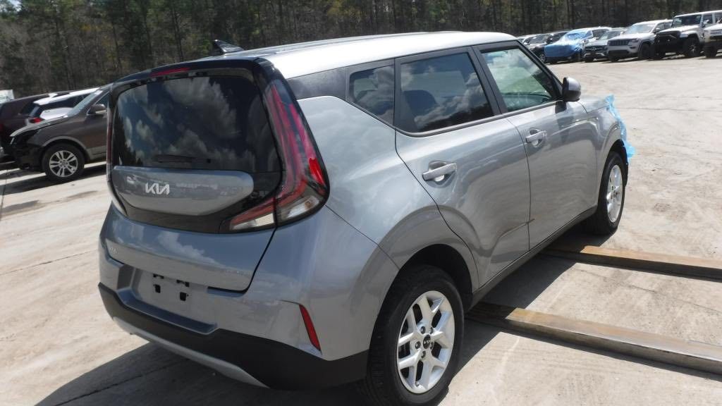 كيا صول موديل  25 مده الوصول الى عمان 45 يوم ماشيه 13 السعر داخل الحره 98 رقمي *********** مكاني بغداد الشعله البيع دفع فاتوره المزاد
