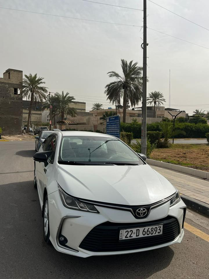 كورلا 2021 سازز
فول مواصفات معده فتحه 
بصمه 
تحكمات استرين 
داخل لونين 
مري شفط 
حساسات امامي وخلفي 
كامره خلفيه 
نضام سبورت 
شاشه 
تبريد بيونو 
تبريد قطعتين 
ماشيه 47 الف 
لايت زنون 
محرك 1800
ملاحظه سياره بيه صفحه قطعتين صبغ وقطعتين تبديل
ضربه سطحيه بدون دواخل 
موجوده صوره ضربه قبل تصليح
مكان بغداد 
***********
