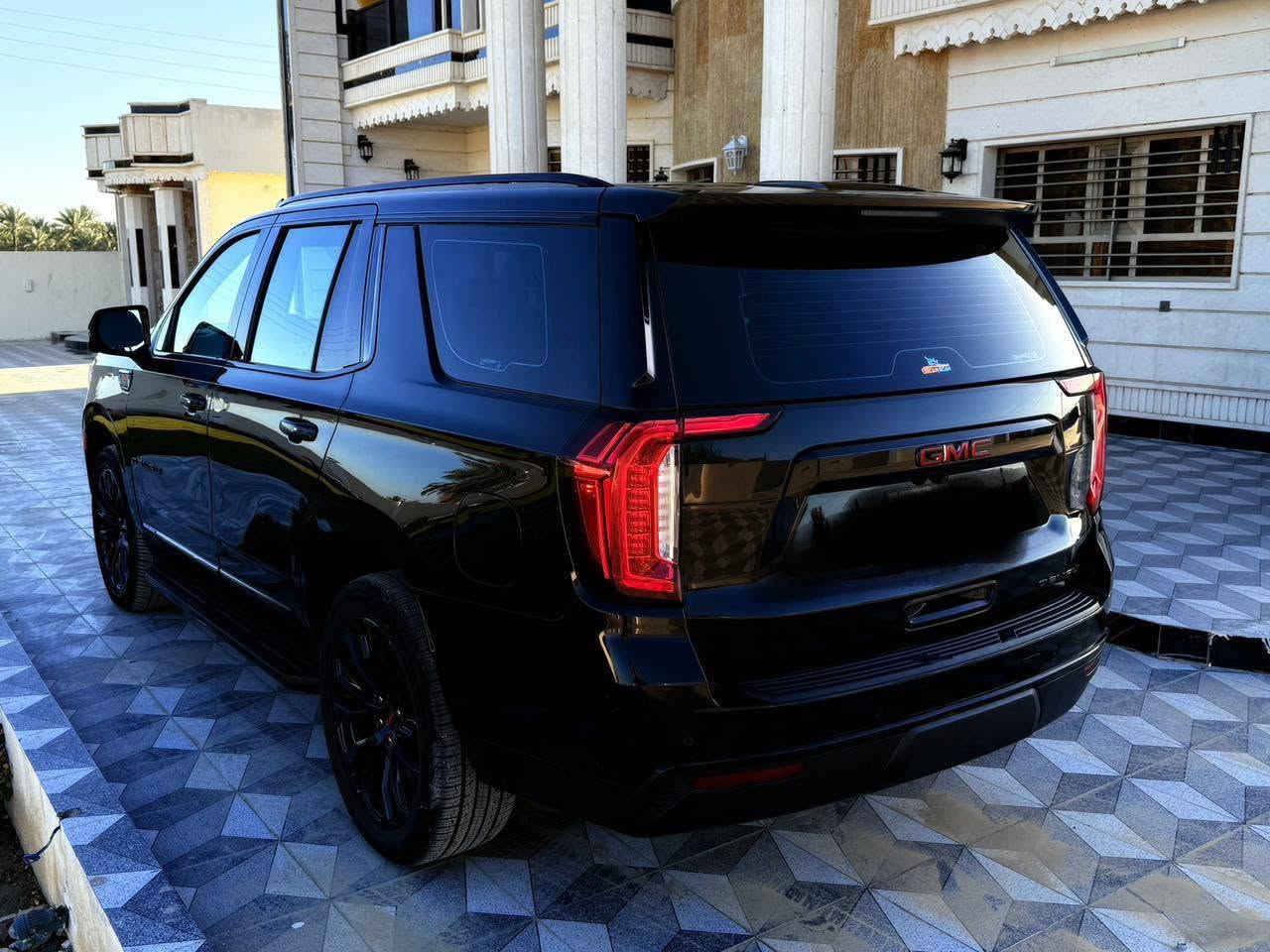 🚘 GMC Yukon 2021 خليجي وكالة المنصور

✅ محرك 5300 V8
✅ كير أوتوماتيك 10 سرعات
✅ دفع رباعي 4×4
✅ فول مواصفات
✅ فتحة بانوراما
✅ مقاعد جلد كهربائية
✅ تبريد وتسخين المقاعد
✅ ذاكرة مقاعد
✅ بصمة ودخول ذكي
✅ تشغيل عن بعد
✅ كاميرات 360 درجة
✅ حساسات أمامية وخلفية
✅ شاشة معلومات كبيرة
✅ شاشة عدادات رقمية
✅ شاشات خلفية للركاب
✅ نظام صوتي Bose
✅ مثبت سرعة
✅ تحذير مغادرة المسار
✅ نظام مانع الاصطدام
✅ شاحن لاسلكي
✅ باب خلفي كهربائي
✅ إنارة LED كاملة
✅ ويلات دنالي أصلية
✅ مرايا كهربائية مع طي أوتوماتيكي
✅ دبل ثقيل وخفيف
✅ USB وشحن للصفوف الخلفية

السيارة نظيفة ماشيه 100 مكفول عدا بارد بسيط باب خلف صدر رقم بغداد باسمي 
#_سعر_480_وبيها_مجال
***********
***********
