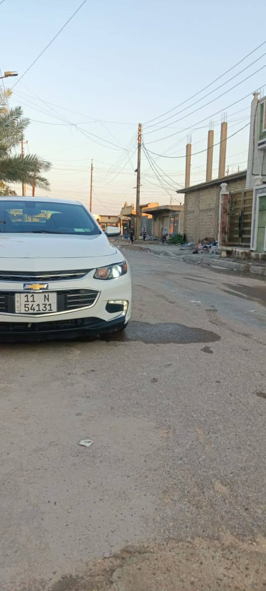 سلام عليكم لبيع ماليبو 2018مكفوله من ضربه والصبغ جاهزة اي نقص ما بيهة كير محرك مكفولات محرك 1500تيربو سياره
تبريد شغال 
السعر 98وبيه مجال باسمي سنوياً 2031هزه جديدة 
العنوان بغداد اليوسفية
رقم هاتف
***********
‏‪***********‬‏
