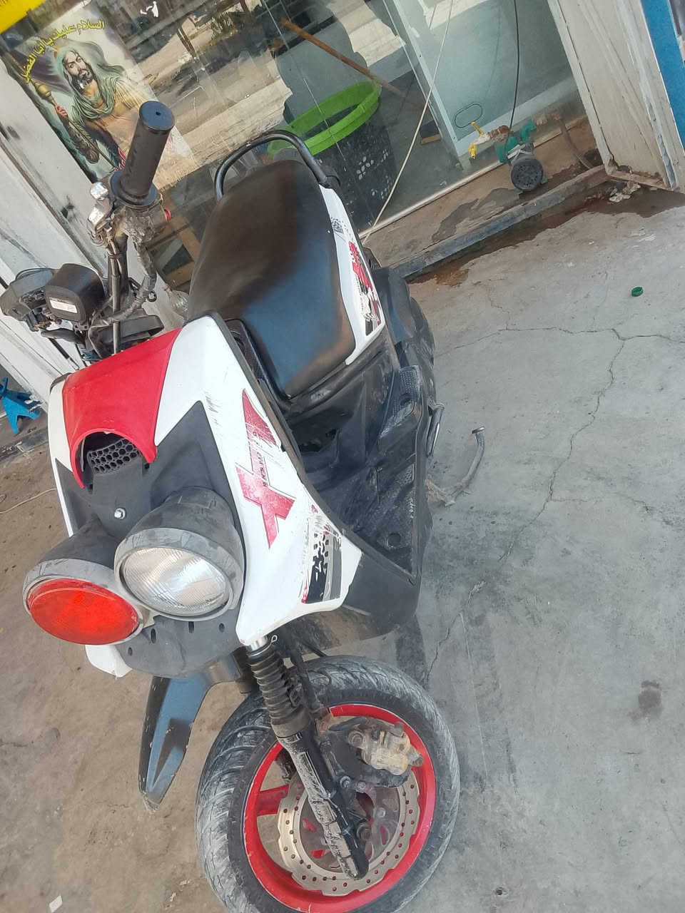 السلام عليكم شباب سكنس جبلي دراجه كلها كامله ما بيها اي نقص دراجه حلوه وجاهزه سيارات جد دراجه ناصفتها تخبل غير من الله شلعه معدل دراجه نازل السعر 900 وبيها مجال وهذا رقم الهاتف***********
