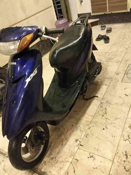 السلام عليكم  للبيع عصفوريه فحل  بلاديه اخت  الجديدة   شغاله اشاير لايت الدرجه نقص فقط تريشه يسره وكسر بالكدام  محرك ممفتوح سعره 400 مكانة حي قاهره قرب بانزين خانه   اول شخص يجي عليه بالعافية
الاستفسار اتصال***********
