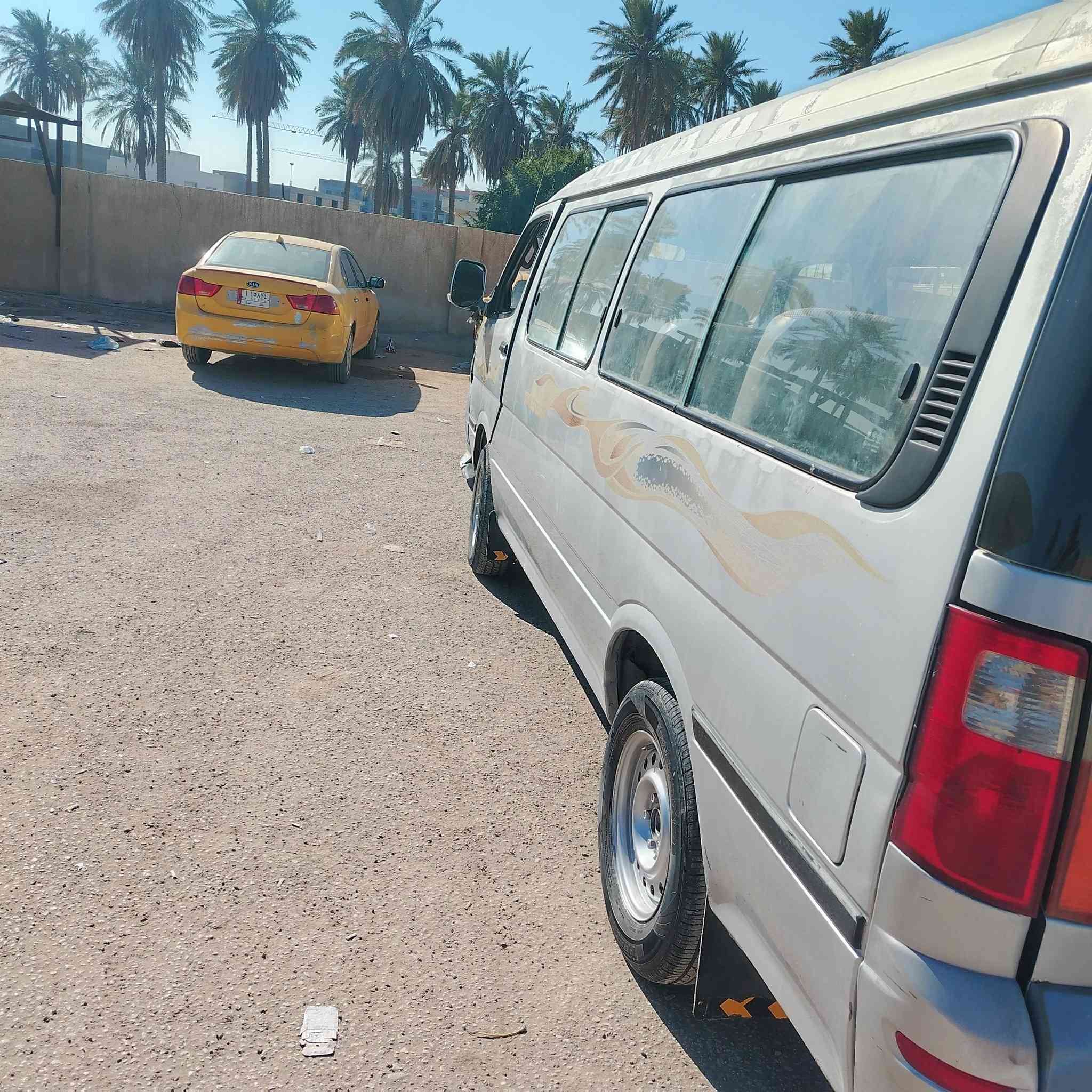 سلام عليكم فتون 14 بسمي سنويه التسعه وعشرين مراوس بشيري نضيفه انطي فرق جاهزه من كلشي فقط المكينه بيه خيط بخار بيع هم تراهم 70 وبيها مجال للشراي رقم صاحب السيارة *********** غير متواجد على فيس
