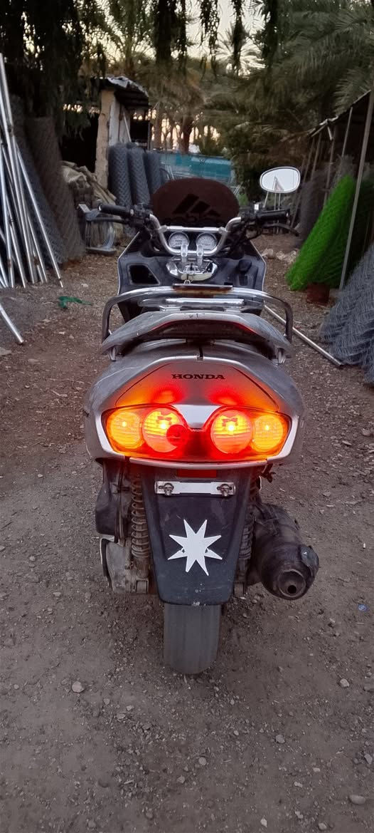 السلام عليكم 
فورزة 06 موديل 19 دراجة اي نقص مابيها سعرها 900 وبيها مجال 
***********
