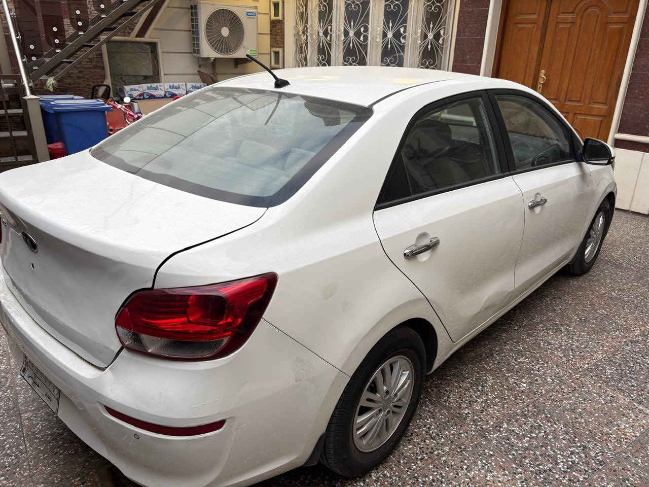 سلام عليكم 
كيا بيجاس للبيع 
٢٠٢٠
ماشيه ٨٢km
سيارة نضيفه وحلوة وكلشي ماناقصهة من صدر ومحرك وكير 
كلشي نضيف خليجية 
استعمال بيت 
عارضهة١٠٣ورقه  وبيهة مجال للشراي 

فقط  بيهة ضربه بارد بجنطة والباب الخلفي صفحة الصدر بيهة طعجة خفيفه جداً  طخة ابو دراجة الباقي مكفول 

اتصال او واتس 
***********
