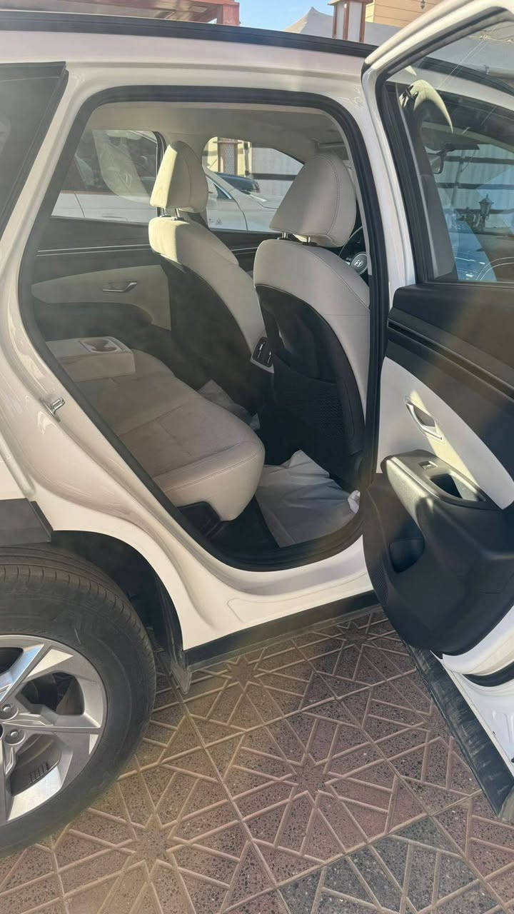 *بإمكان التخريج بكتاب شهداء*
*هونداي توكسـان موديـ2024ـل*
*السعر172(خليجي كفاله عامه)

ترهم حره 

عندك كتاب شهداء تعقيب 8 ورقات خارج لمنفذ
تواصل واتساب ***********
