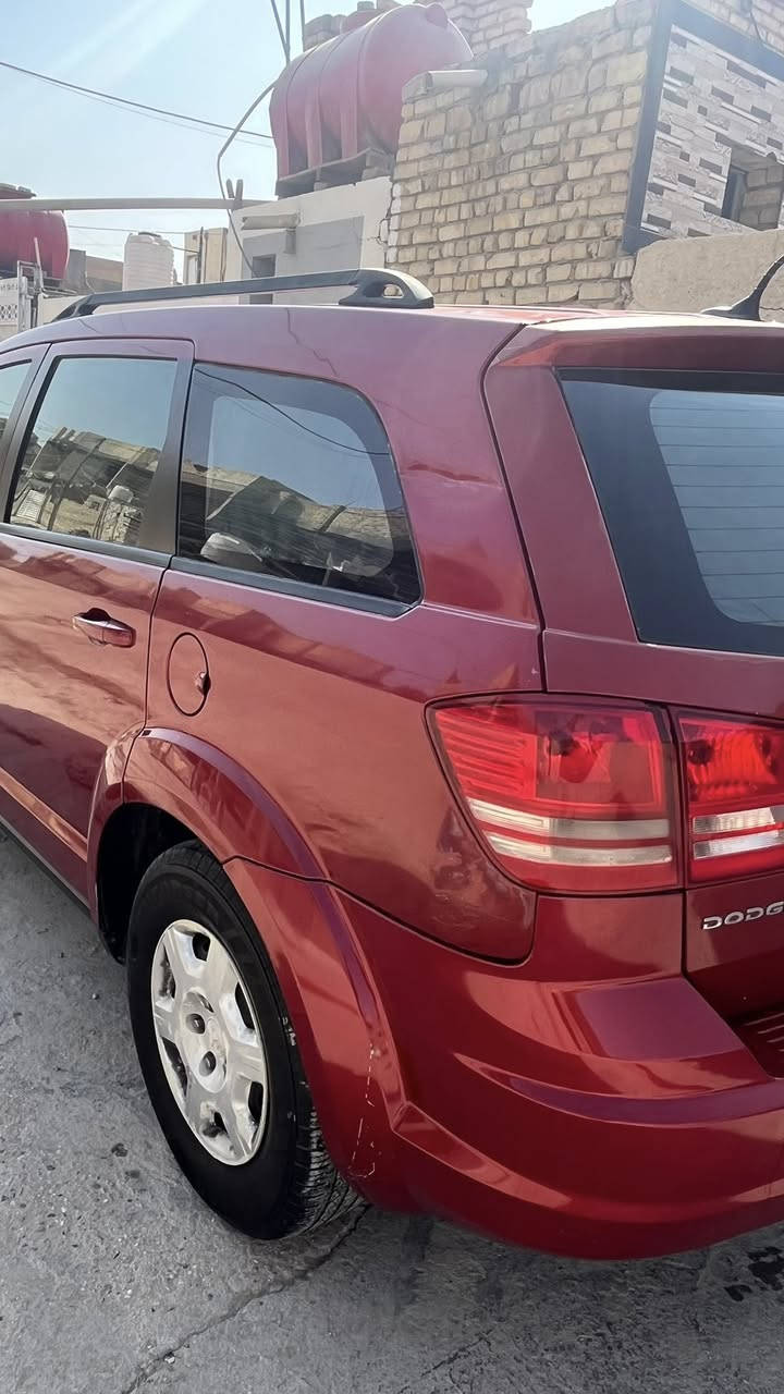 السلام عليكم 
جورني 2010  مكينة 4 سلندر.7 راكب  3 قطع تبريد 
 

سياره بااسمي 
مكينه جديده شادله  مال موديل 20. قبل 15 يوم وكير وحداديه وتخم تاير وباتري سياره جاهزه  
 بيه صبغ 4 قطع 
جاملغ امامي جهتين. ودعاميه اماميه  وخلفيه 
ابيع احزام  
 سنويه 2027 
سياره رقمه ديالى بااسمي 

***********
***********
