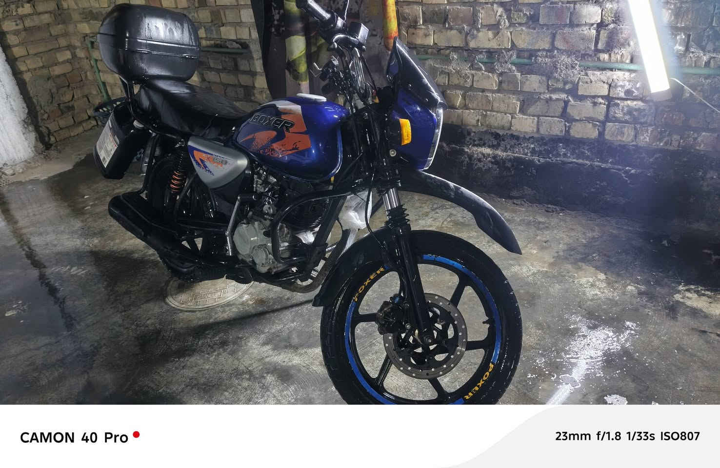 بوكسر موديل ٢١ مكاني بغداد المدائن 
***********
السعر ٩٠٠ وبيهة مجال
