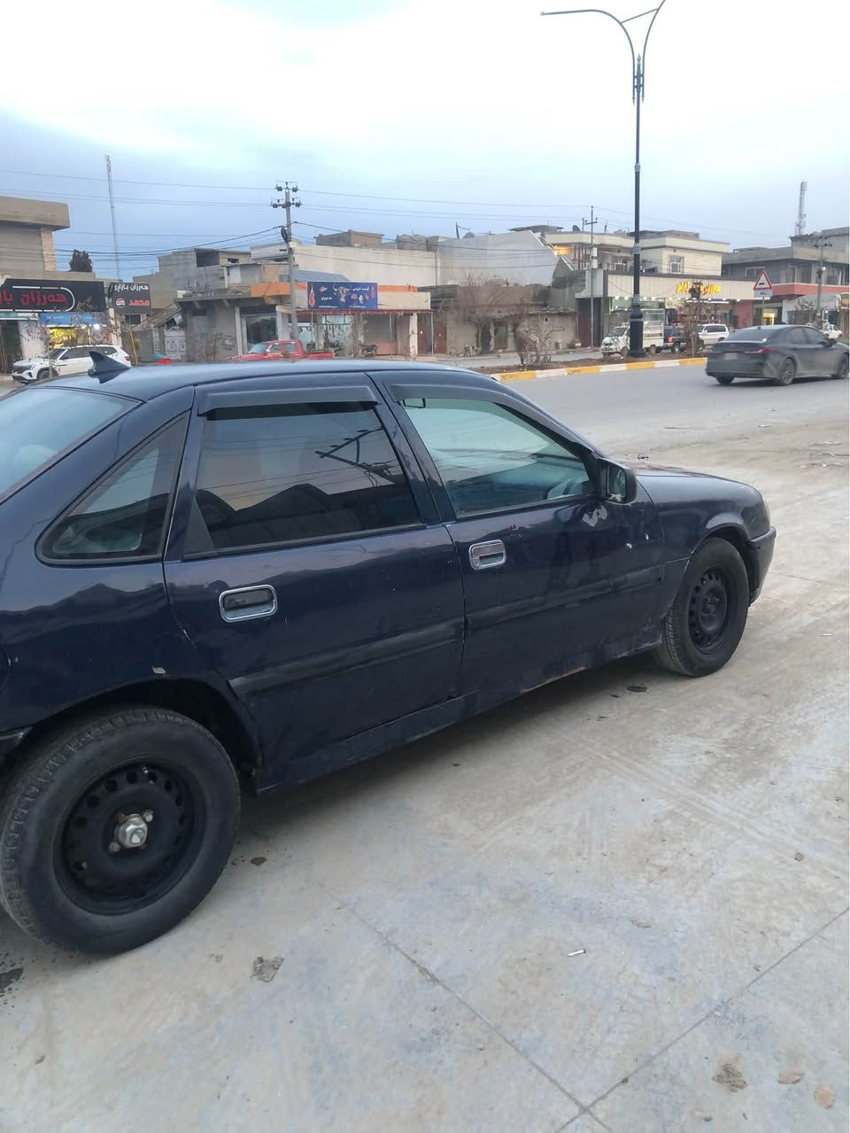 فيكترا بؤ فرؤشتنة مةكينة 16قايش پان
گير و مةكينة بةشةرتة  مووس و براوة بةشةرتة ئارم رانيةية سةيارةكة زؤر جوانة مالي دؤستة سحري 18گةلاو مةجاليكي برايانة
شوين حاجياوا  ژ.م  *********** رانية, السليمانية
