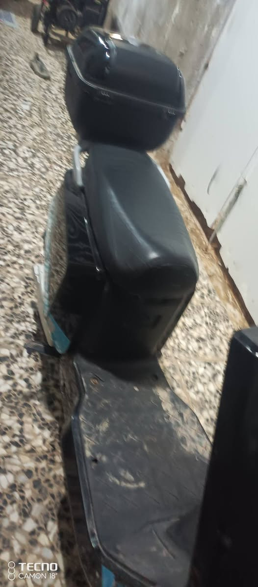 للبيع دراجه شحن 6بطاريات وموا صار من اهواي من أخذته السعر 600وبيه مجال قليل مكان نجف كوفه شارع المعمل الرقم ***********
