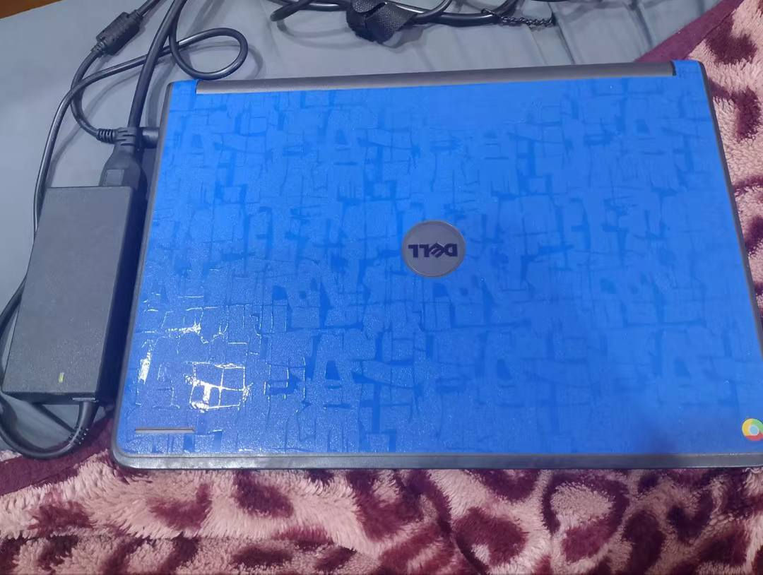 حاسبه دل7ويندوز بيهامواقع الاجتماعي فيس والالعاب تكتب بل كوكل اكروم او اي متصفح اللعبهالي يريدها واليحب يستفسر اكثر يتصل على هاذه الرقم واتساب***********
