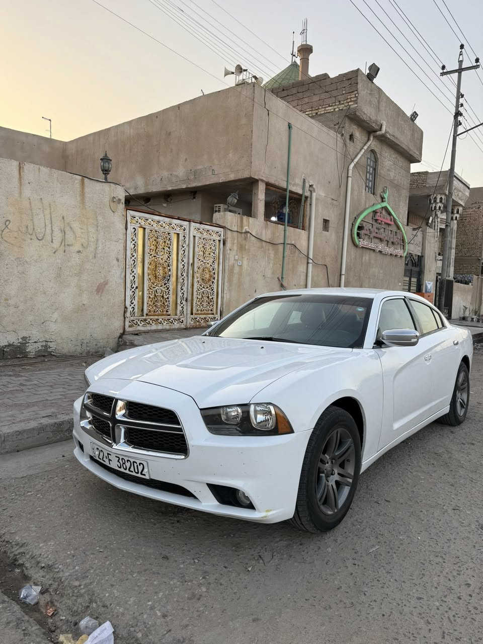 جارجر مديل13هزةجديدة رقم اربيل سياره كفاله من ضربه بس بيه بكانات صبغ  السعر135 (***********)
