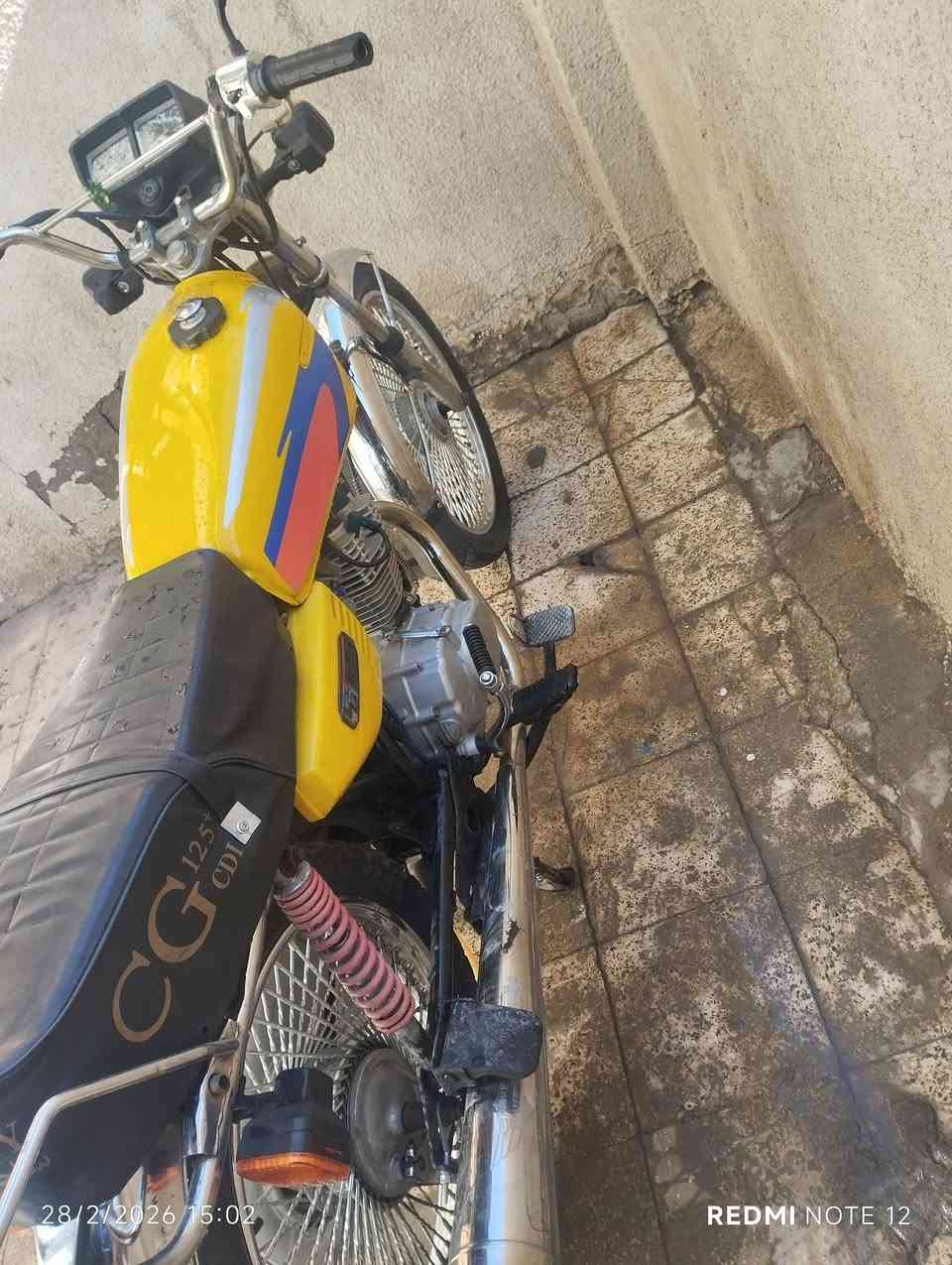 السلام عليكم اربعه كير ٢٠٢٠ اوراق منفيس وكمرك  بيهه مكينته مجفته جديد ناعمه وحلوه ساعه دخن ساعه لا زنجيل وقمجي جديد للبيع او المراوس ٤٥٠ وبيه مجل شي قليل حك الجيه مكاني بغداد***********
