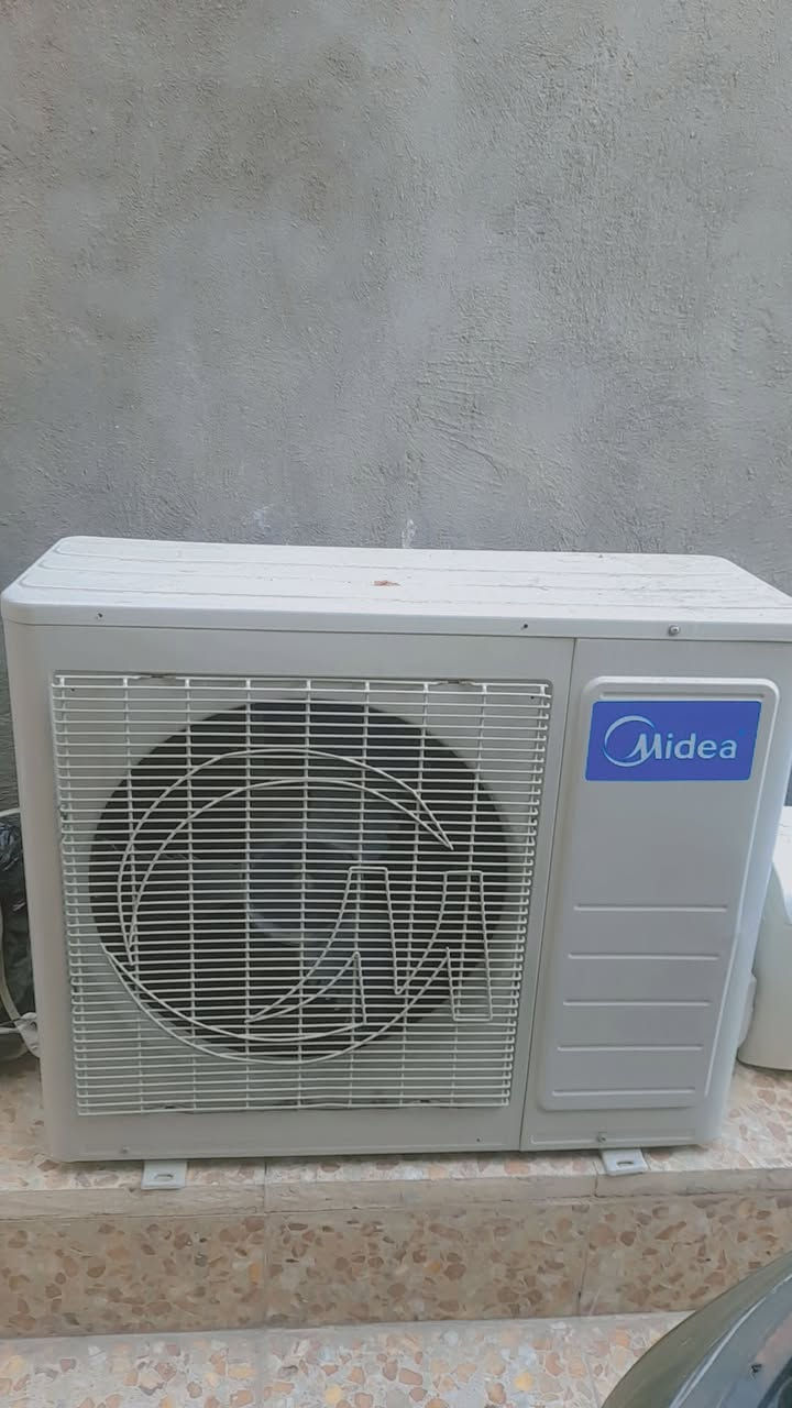 سبلت 2طن ستعمال موسم و1شرط الشدتبريد ثلج تفئه تصمط مكان حي الجزائر 450بي مجال***********
