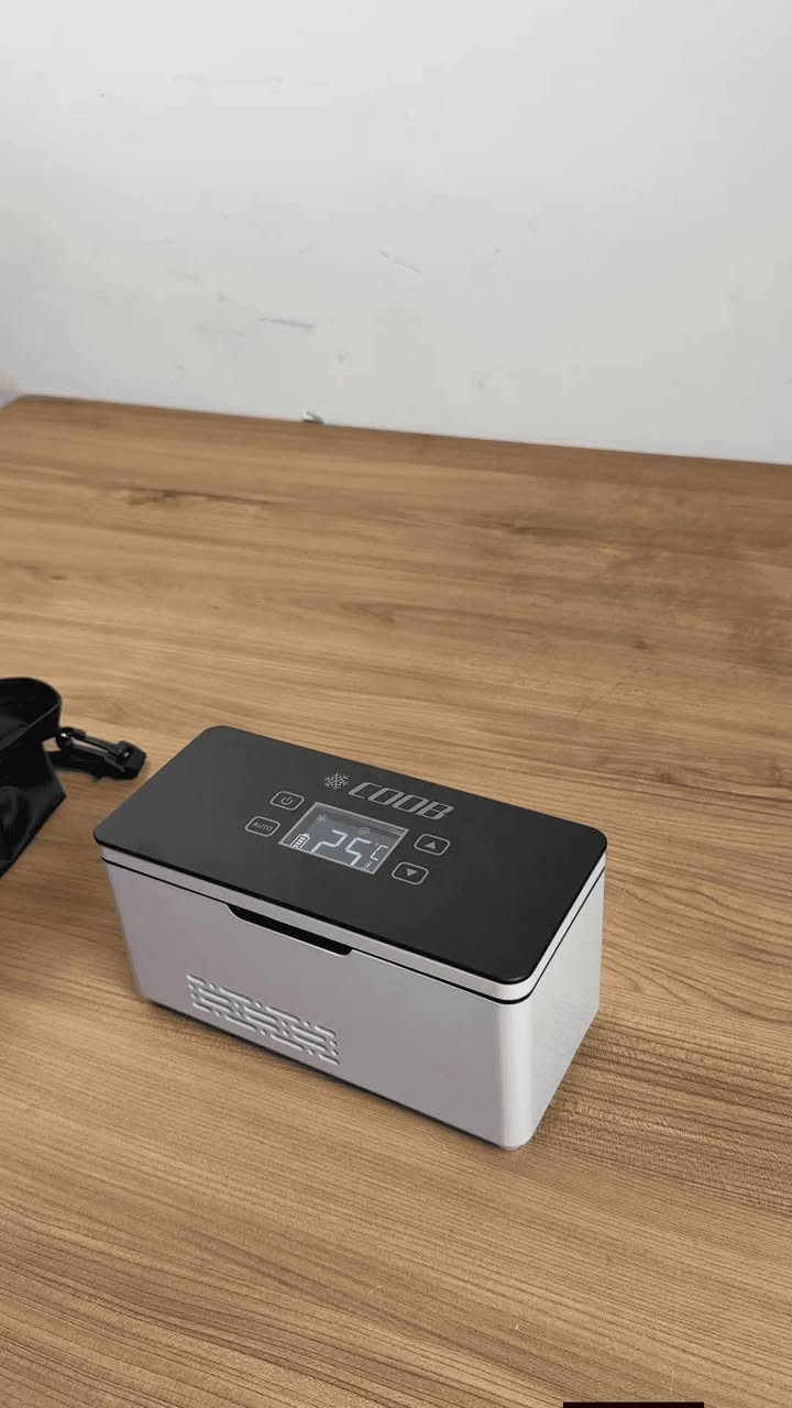 ثلاجه انسولين
احفظ أدويتك بأمان أينما كنت 💊❄️

الثلاجة الطبية المحمولة KB-700 هي الحل المثالي للسفر والتنقل بأمان تام.

تحافظ على الأنسولين والأدوية الحساسة بدرجة حرارة مستقرة من 0 إلى 18°C.

تعمل ببطارية ليثيوم تدوم حتى 10 ساعات أو عبر الكهرباء والـUSB 🚗⚡

مزودة بشاشة LED ذكية لعرض الحرارة والطاقة بسهولة.

خفيفة، أنيقة، وسهلة الحمل – تناسب الرحلات والمكاتب والمستشفيات.

راحة البال تبدأ من هنا… لا تقلق بعد اليوم على أدويتك مع KB-700 ✅


**إذا كنت صاحب هذا الإعلان وتريد حذفه لأي سبب، رجاءا أرسل رسالة إلى الدعم الفني**