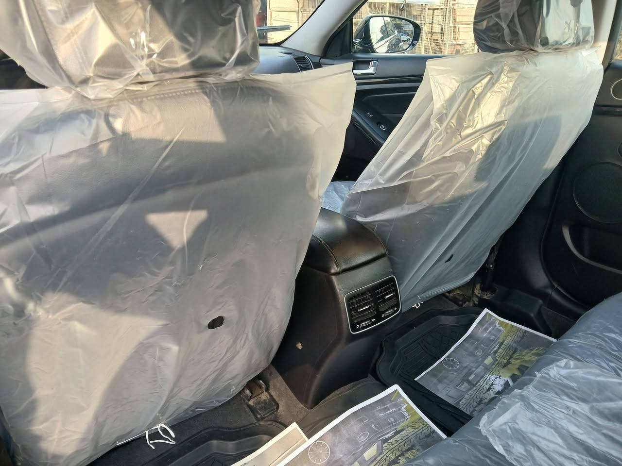 كيا كادنزه موديل 2016 فول اوتو1/1 بنوراما وارد امريكي حادثه جاملغ بسيط بدون دواخل
محرك 6سلندر اوتوماتيك كير محرك مكفولات
تبريدثلج 🥶 تخم تاير حداديه صدر ممتاز  
سعر108 ورقه  
عنواني بغداد ***********
