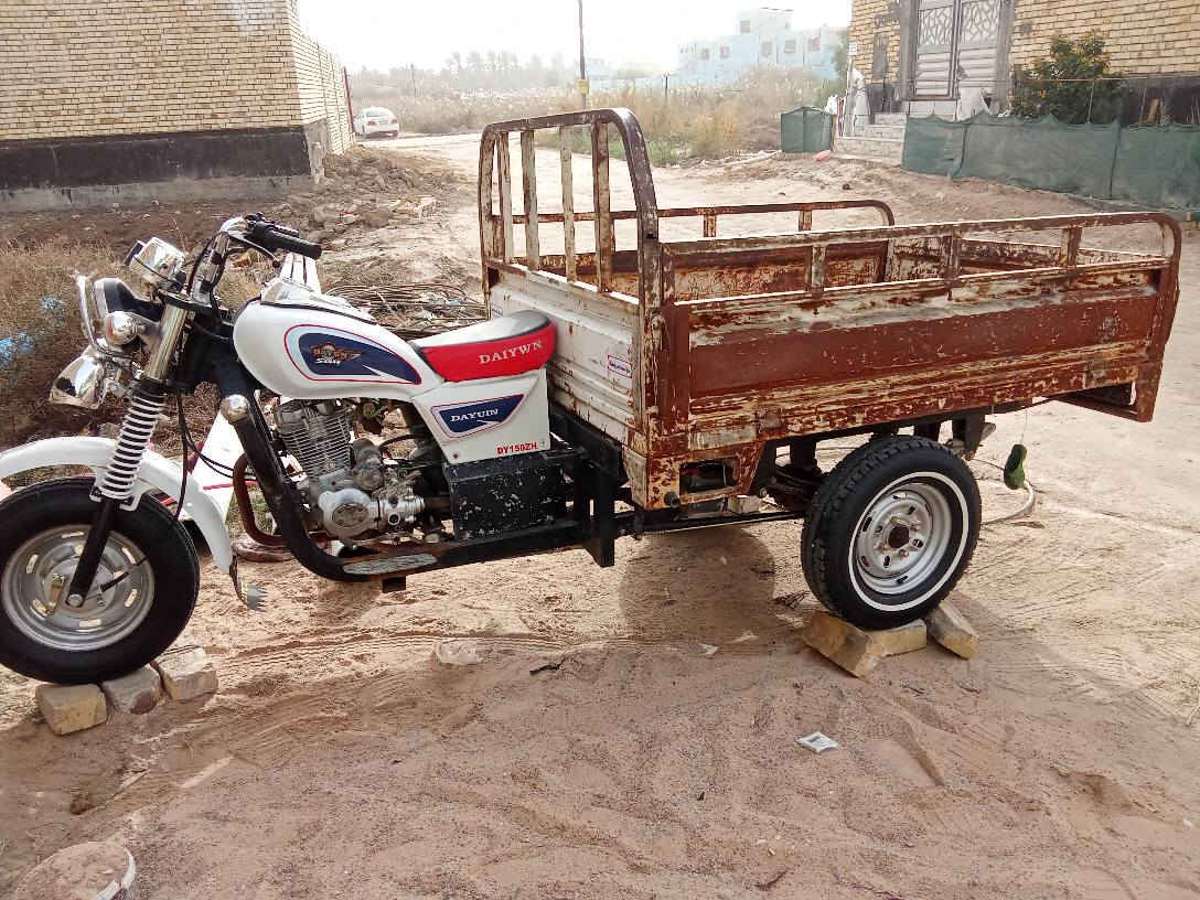 سلام عليكم للبيع مديل14بلاد بدي جديد مامكصوص محرك22مفتوح بستم تخم تاير كهربائيات كامله مكمله كلى شغال ستوته جاهزه وراق كامله مكان سوك الشيوخ شراي يتصل/(***********)
