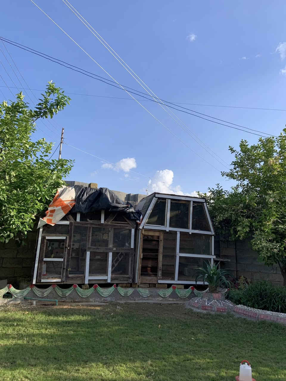 السلام عليكم
القفص للبيع 
الأرتفاع 2 متر
العرض متر و20
الطول الصافي 2 متر

📍مكاني الكرمة،الرشاد،قرب جامع الغفور
للأستفسار التواصل علئ الخاص 
او علئ الرقم 

0773 545 7154
