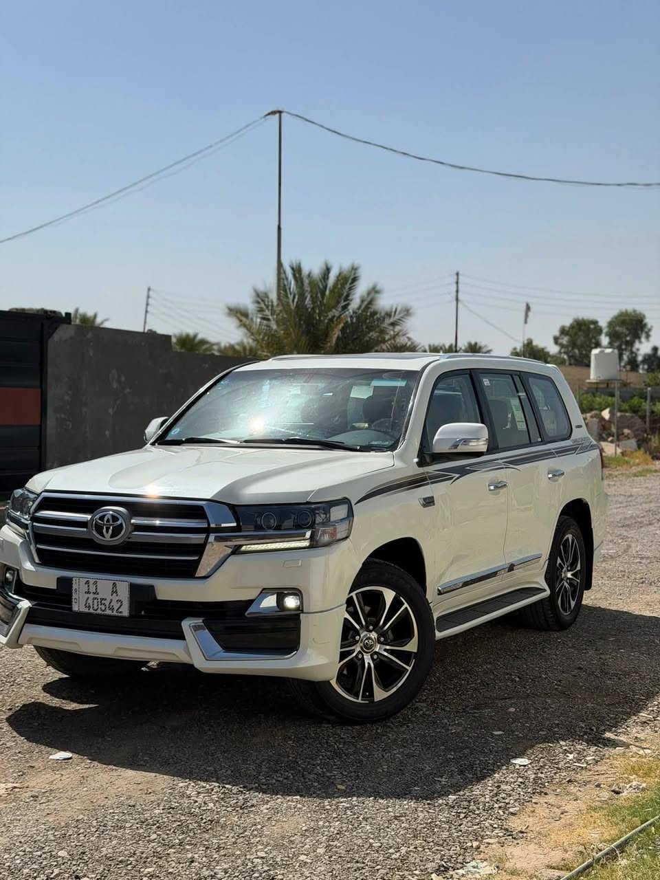السلام عليكم للبيع لاندكروز مديل 2012محدثVXR2020اصلGXRبريم محرك كارتون كير صدر

 مواصفات فول للخير كشن كهربائي وشاشة عشرين ودركة عشرين

 وتنته مال كراند تورنك ام السماعات بسقف سيارة مصروف عليها

 وتحديث جيد وتخم تاير حجم 20رقم بغداد انكليزي بسمي شخصياً

 هزة جديدا 2027سيارة جاهزة على اخر حباية مصبوغةجماله
 مكفول شاصي وتحويل مكاني بغداد شاشات خلفيا وثلاجة شرط جماد ترايك 200وتحويل شرط نفس السبوع وسعر268بيها  مجال
 سيارة شكد ما تتوقع جديدة وتراي عشرين الشراي يتصل ويدلل ***********/////
