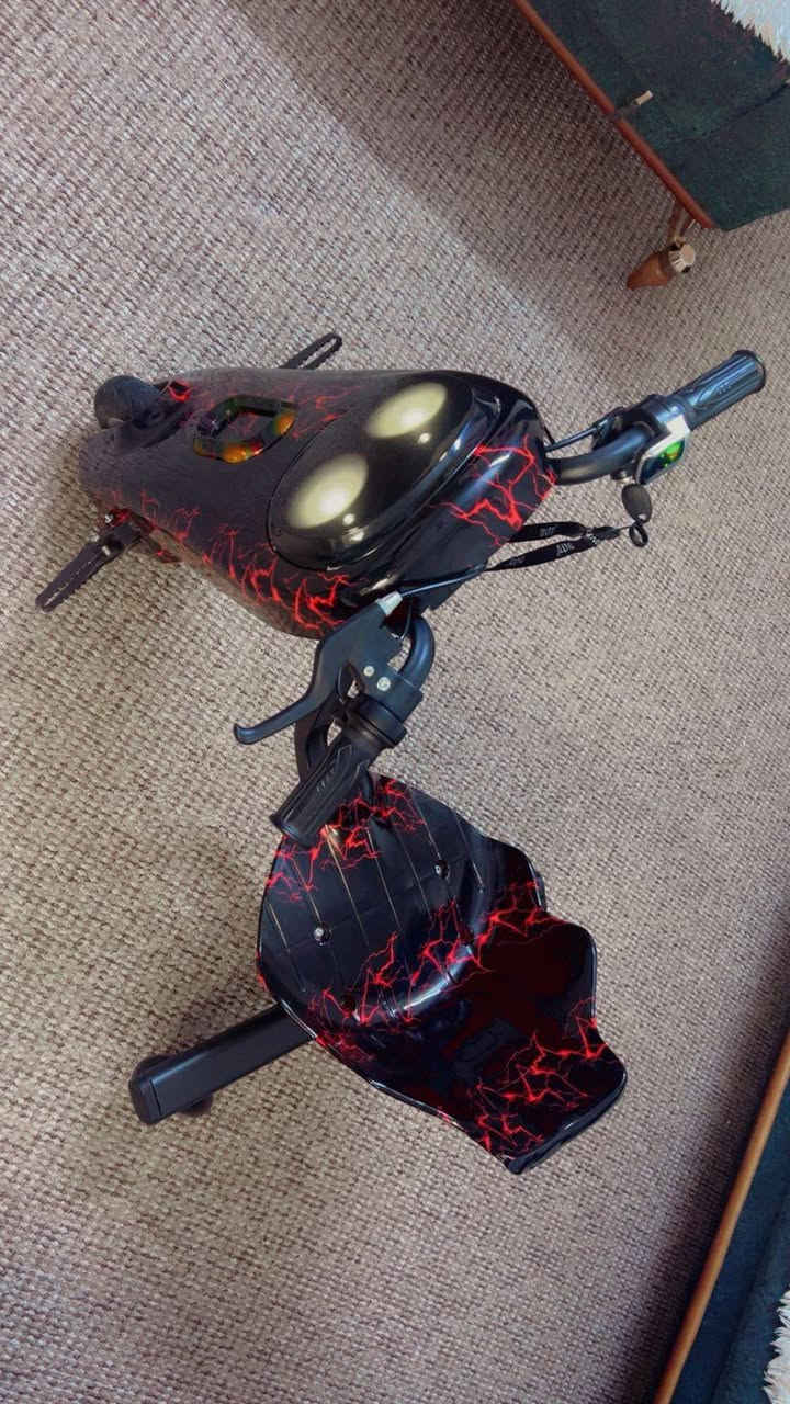 سكوتر درفت شحن جديد استخدام 3 ايام 
يكفي وزن 100 يتصغر ويتكبر 
تفاصيل اكثر خاص


**إذا كنت صاحب هذا الإعلان وتريد حذفه لأي سبب، رجاءا أرسل رسالة إلى الدعم الفني**