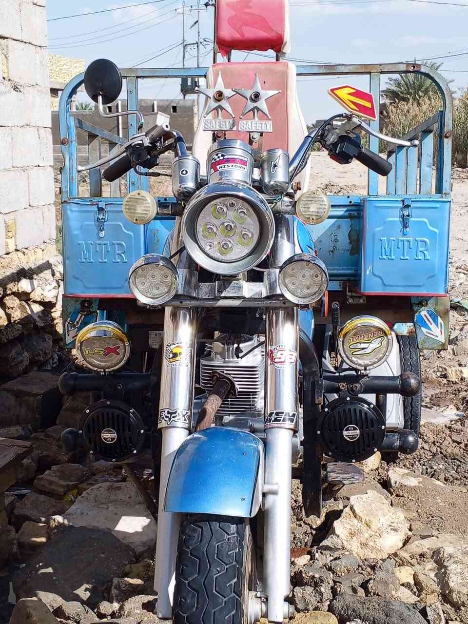 السلام عليكم شباب دراجه للبيع سمائي موديل 20 دراجه كله جديد كله 25 اوراق الوكيل الجنابي الدراجه مليونين وخمسين للاستفسار على هذا الرقم*********** ما موجود على الخاص
