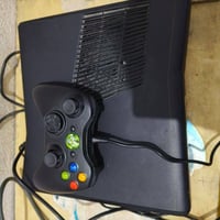 اكس بوكس 360 • جويستكات اثنين • سوق الشيوخ