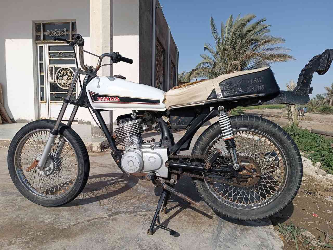 دراجه كلك كلك تايكرموديل19السعر250اوبيه مجال مكينه عله وضع الشركه نظيفه فول ***********
