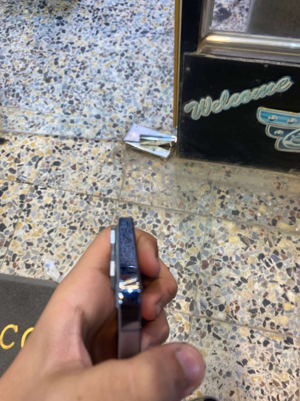 آيفون ١٣ برو ماكس لون بحري نظافة مثل الجديد كلشي ما مبدل أو مفتوح بطارية ٧٧ ذاكرة ٢٥٦ مراوس ب s24 أو s23 مكاني بغداد الدورة


**إذا كنت صاحب هذا الإعلان وتريد حذفه لأي سبب، رجاءا أرسل رسالة إلى الدعم الفني**