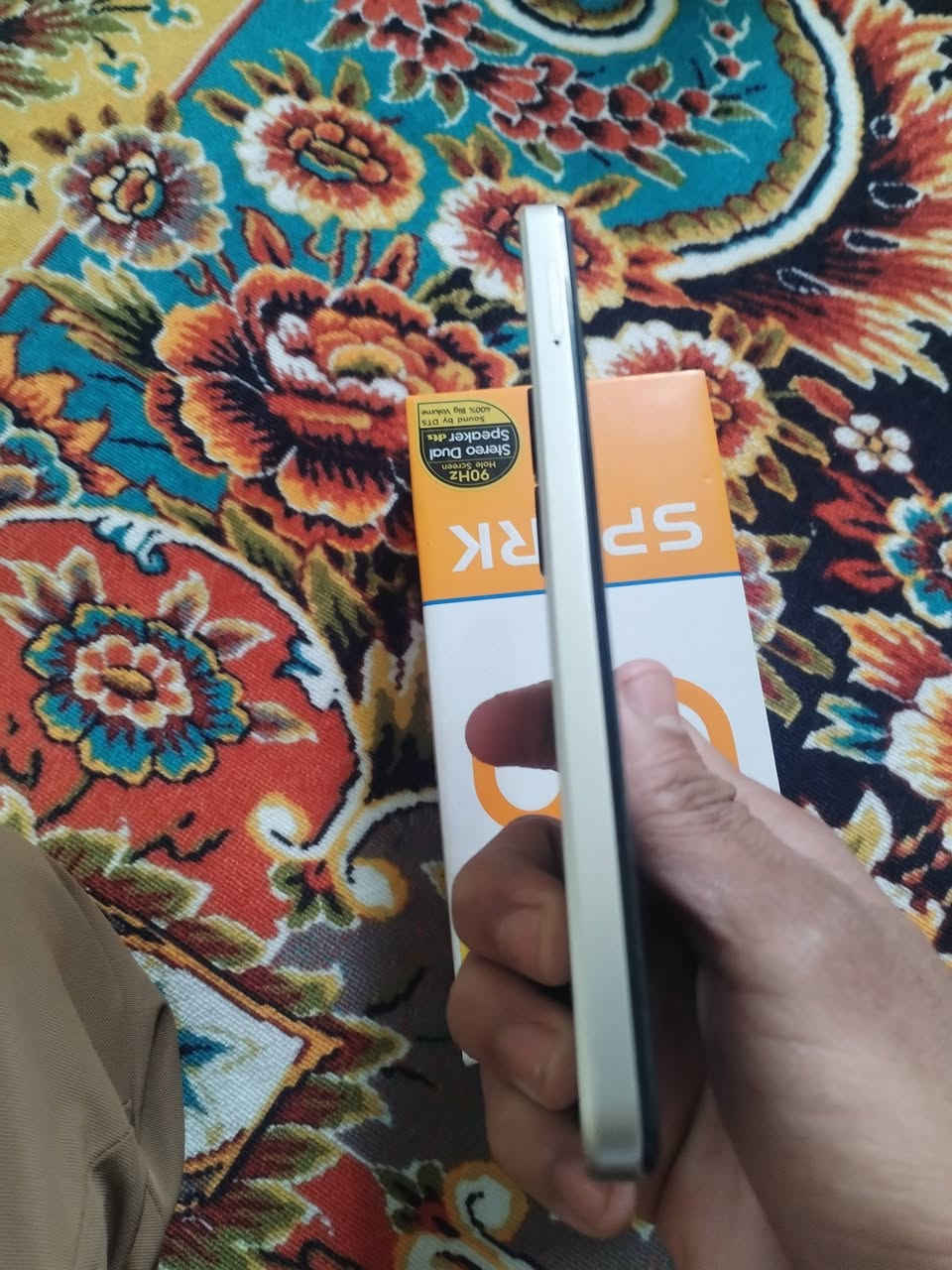 تليفون كلش جديد للبيع
سعره 80 وبيه مجال
***********
تكنو إسبارك
