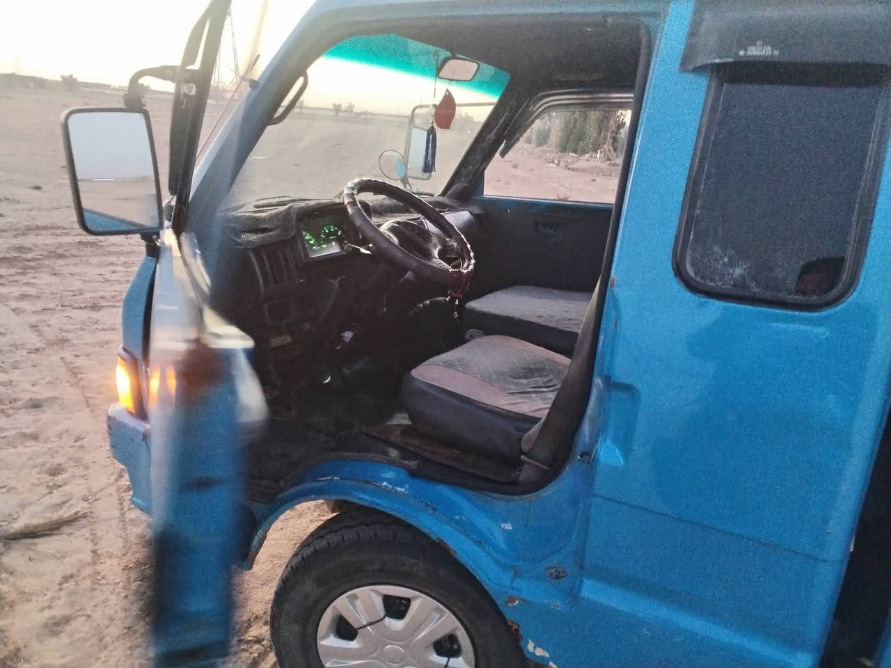 كيا للبيع موديل 93 سياره باسمي تحويل مباشر الاستفسار***********
