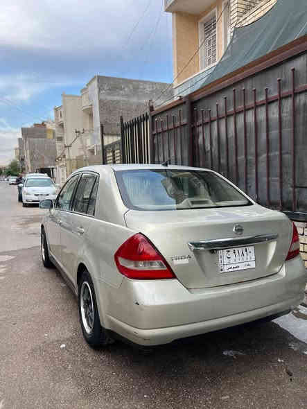 السلام عليكم سياره نيسان تيده خليجي سياره جاهزه كير مكينه صدر تخم تاير كهربايات  تبريد سياره بدون صبغ بيها جراد فقط مكاني بغداد حي الجهاد شارع الشارقه السعر 70 وبيها مجال بصيط للستفسار *********** بغداد
