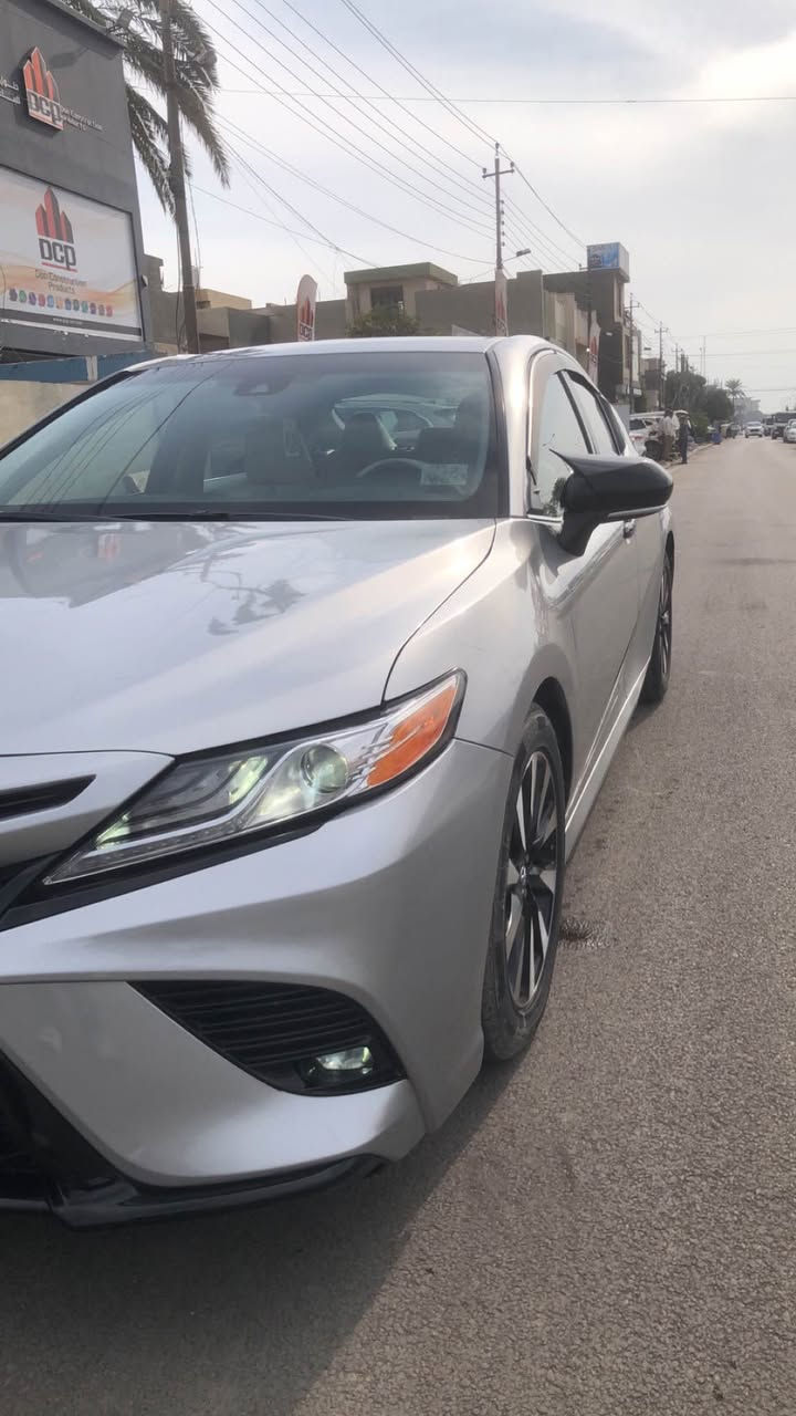 السلام عليكم  
توتوتا كامري وارد كندي موديل LE 2018
بيع او مراوس حسب القناعه
فول تحكم ستيرن
رادار تفاعلي
تحديد مسار
قيادة ذاتيه
بريك طوارئ
كامره
حساسات
بلوجكترات
تدفئة كشنات
كشن  كهرباء
ماشيه 145.000 km
السياره حادثهه جاملغ عكس السايق مبدل ومصبوغ والبنيد نفسه معدل ومصبوغ 
السياره بدون لغد بدون شاصي بدون ايرباك 
السعر 170$ وبيهه مجال
مكان السياره بغداد : الغزاليه
للاستفسار اتصل : *********** بغداد, العراق
