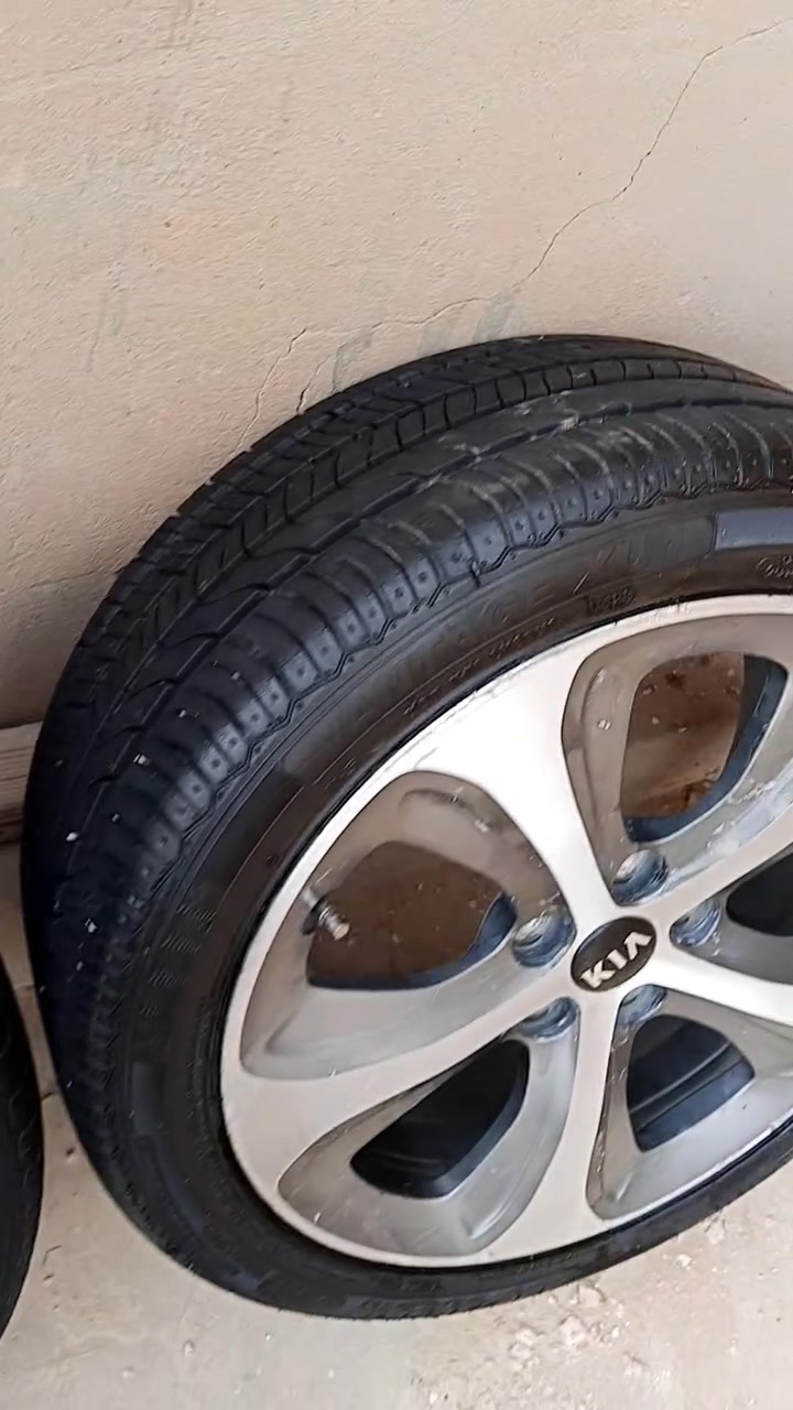 ويل سياره للبيع الحجم 18
السعر 450 وبي مجال


**إذا كنت صاحب هذا الإعلان وتريد حذفه لأي سبب، رجاءا أرسل رسالة إلى الدعم الفني**
