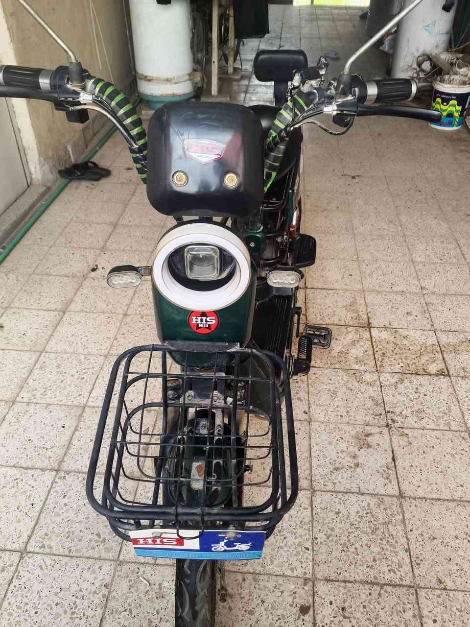 دراجه خمس بطاريات أخو الجديدة نقص بطاريات بس ل الاتصال ***********

