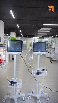 جهاز صدمات القلب • DM7000 • شاشة ٨ انش