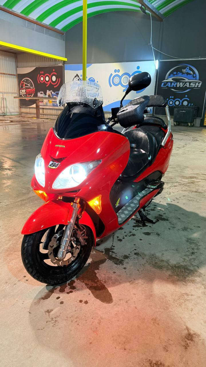 سلام عليكم
فورزا 08 عميه بلاد ماشيه 28 الف لون احمر مميز 
كفرات نضافه 95℅ 
محرك كلجات طسه نعومه مكفوله الدراجه خرسه وكامله مكمله مناقصه شي شرط معدل 150 
كلجات وقايش جديد مناقصها برغي شغل واطلع ترايك وين ميعجبك 
تجوة عاليه سبايدر/دوسات نيكل/ستيرن رياضي/دبلات امامي نيكل/واقيات يد/جامه اضافيه / 
كامره اماميه تصوير حوادث /فلنجات رياضي
تايرات امامي خلفي جديد ووياله جدد /لايت زنون/
مكان بغداد الدورة 
السعر مليون وربع 1250 
***********
