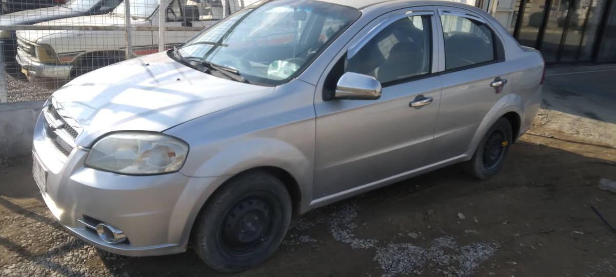 ***********
افيو سلفر موديل 2007 كير محرك بشرط مشروع وطني كوبون بانزين بيها شرط التحويل تايرات صدر جدد سياره مال بيت مابي ايت نقص كير عادي صبغ قطعتين بدون دواخل سياره حيل *********** ديبيس, كركوك
