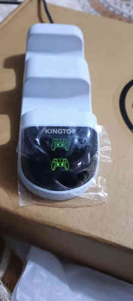 سلام عليكم شاحن يدات بلي 5
متوفر 2 قطع اكتبلي عليهن سعر وبلعافيه وعندي 
هواي غراض مرتبه يدات شاحنات مكاني كربلاء حي السلام 
متوفر توصيل لجميع محافضات العراق 
رقمي / ***********
