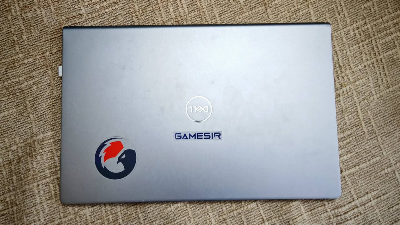 لابتوب Dell vostro 3520
معالج i7 1255u
Ram 8 gb DDR4
Ssd 512
GPU mx550 2gb Vram
شاشة 15.6  120hz
مستعمله بيها شخوط بالمنافذ مالتها مال استعمال و ما مأثرة عالأداء ابد. ما مأثرة وياها شاحنه أصلية و مبرد وياها كذلك تفيد مونتاج خفيف و دراسة و غيرها و بعض الألعاب الخفيفة كذلك
السعر 675 و بيها مجال


**إذا كنت صاحب هذا الإعلان وتريد حذفه لأي سبب، رجاءا أرسل رسالة إلى الدعم الفني**