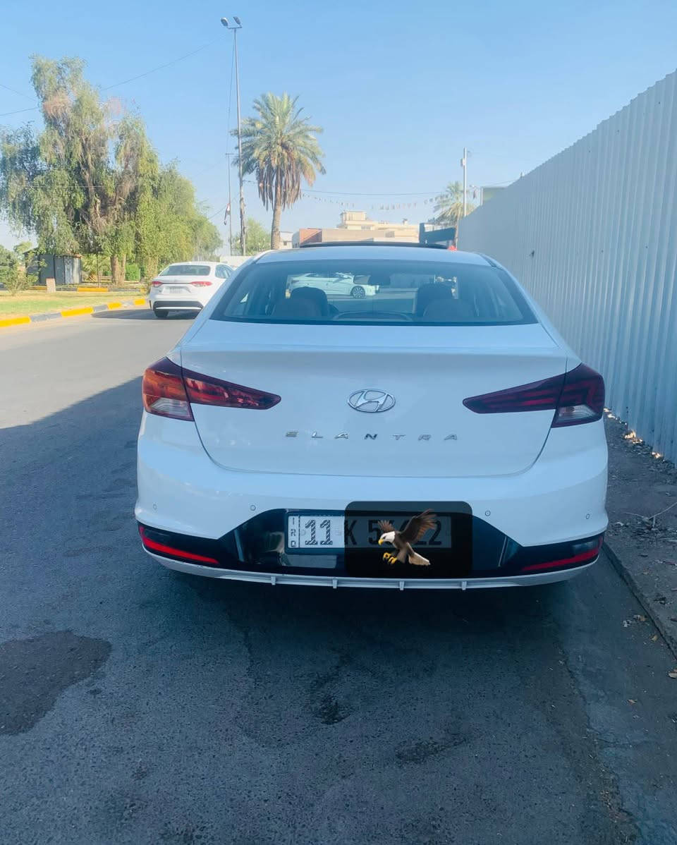 السلام عليكم النترا 2019خليجي شكل 2020 فول مواصفات 1/1 سونار وي صور
ماشيه79KMالف
بصمه
سلايد
ترحيب عند الاقتراب
لايت باليدات
مري شفط ترحيب
اشاير بالمري
حساس امامي 
حساس خلفي
كامره اماميه 
كامره خلفيه
لد نهاري
بك لايت لد
صندوق ذكي يفتح عند الاقتراب
5ويل كب
يدات نيكل
داخل صاج امامي وخلفي
تحكمات ستيرن جهتين
4انظمه قياده ECO
SPORT
NORMUL
SMART
شاشه نظام اندريود
كشنات جلد اصلي
بصمات عدد2 بصمه ثانيه ممستخدمه
كتلوك الشركه بيها 
طفايه تحت الكشن
جك والهوك والعده كامله بيها
شاشه اعطال
تبريد قطعتين
محرك2000دوش
لايت زنون
هزه ورقم وسنويه وملصق جديد
رقم بغداد دولي بأسمي
سياره بيها تبديل باب سايق فقط وصبغ دوسه تحت باب سايق فقط باقي مكفوله 
كير محرك تبريد ع شركه فول
عنوان الكريعات-صليخ
الرقم ***********
السعر 145$
