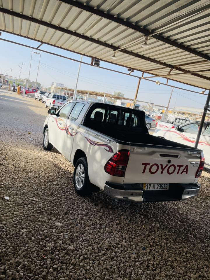 سلام عليكم سياره تويوتا هايلوكس مديل 24كويتي كير اوتماتيك مكفوله كفاله عامه ماشي 39الف حره. مداور اي يوم تريد جاهزه مجهزه سياره العنوان سماوه شارع المعارض الاستفسار اتصل ***********
