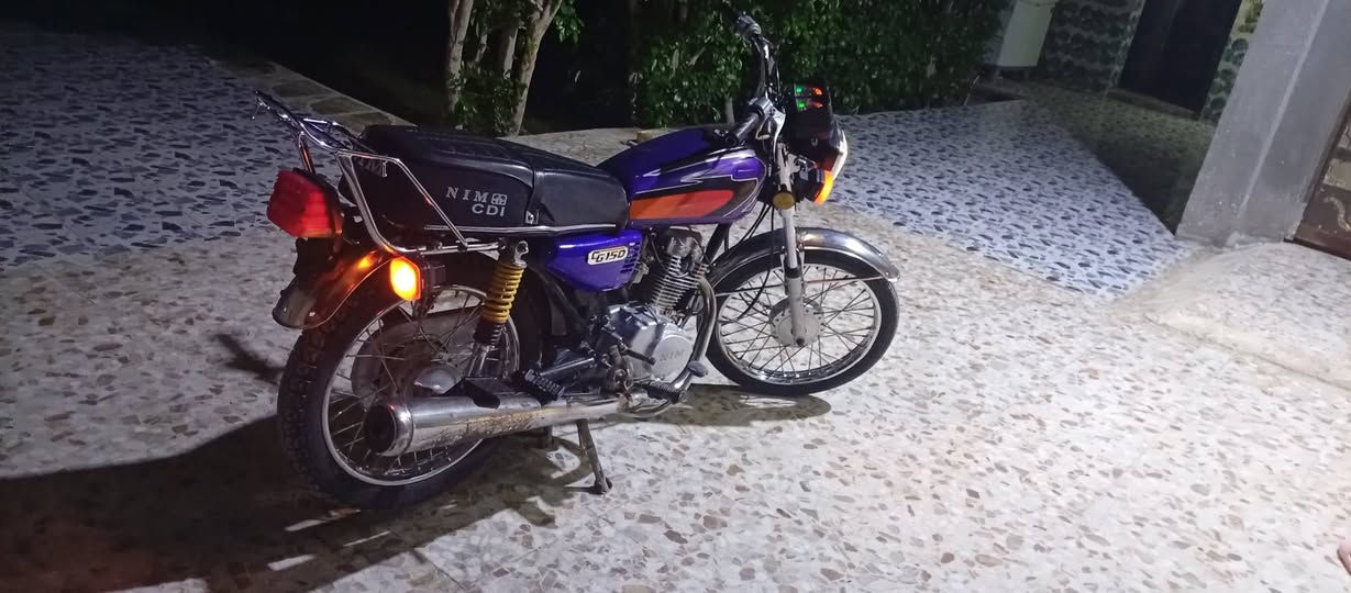 دراجه نامه مديل 2023 كلك بليته ورقم شاصي موجودات بيها  سعر 450 مكاني حله عنانه ***********
